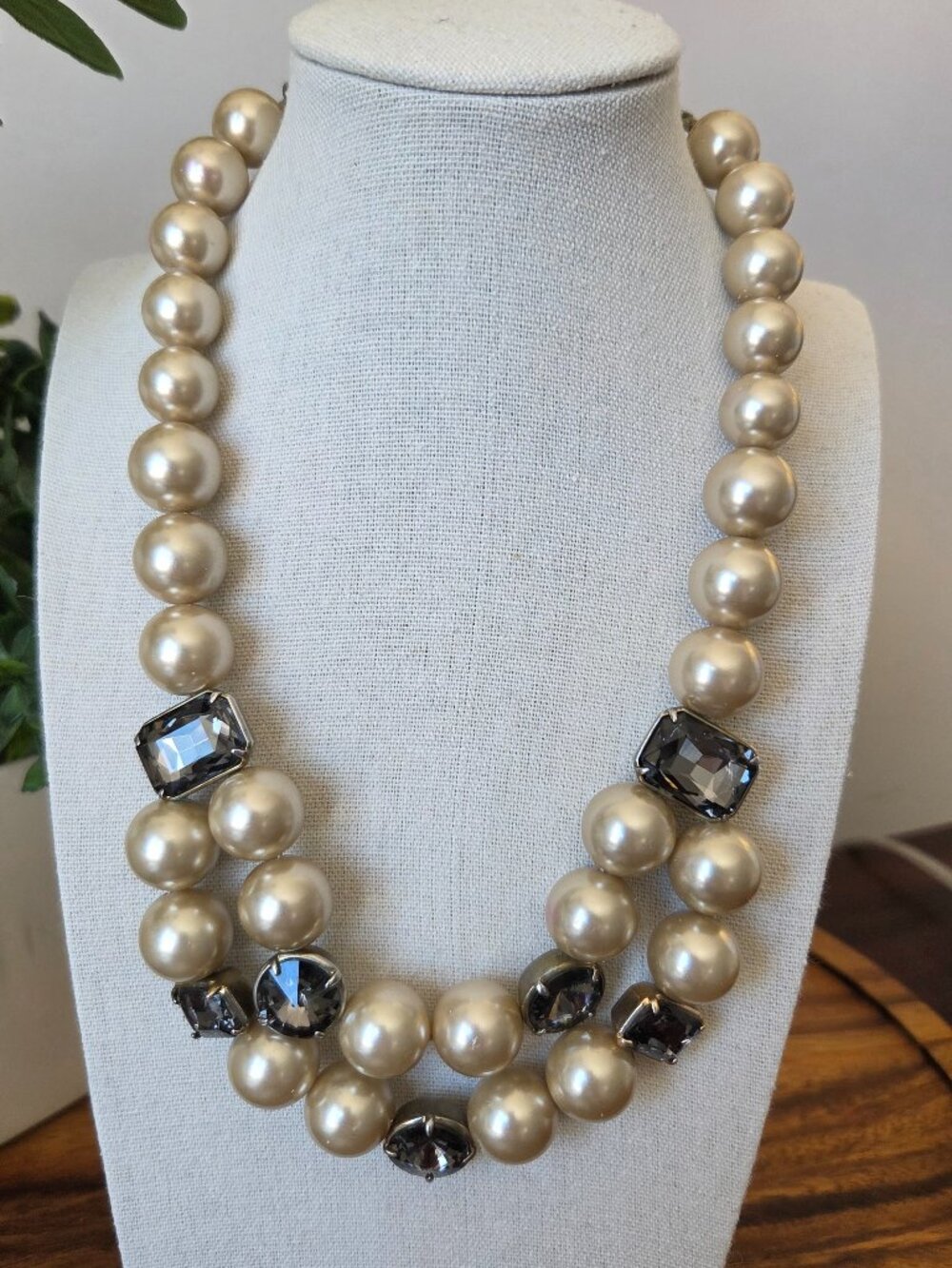 Vintage Banana Republic faux pearl and crystal double strand statement necklace